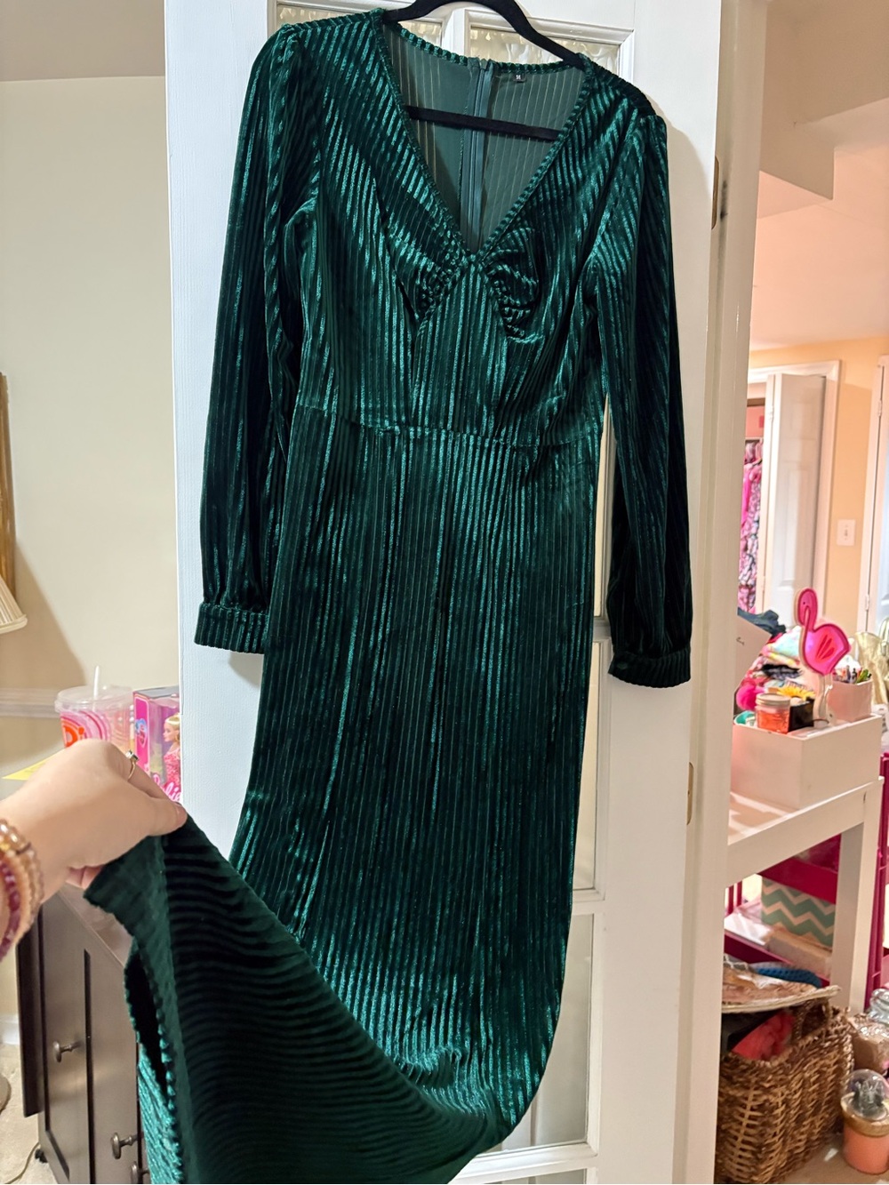 Women’s Emerald Green Long Sleeve Velvet Midi Dress